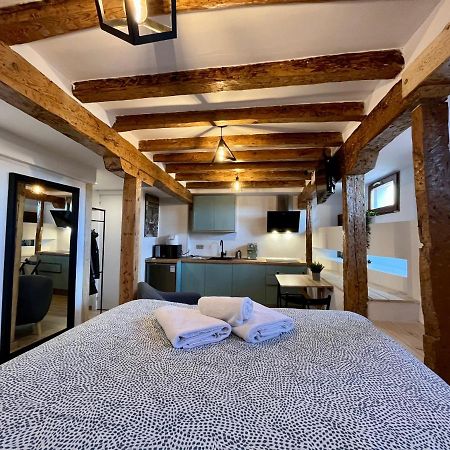 Atuaire Home Loft Con Encanto En El Corazon De Burgos Dauda Exterior foto